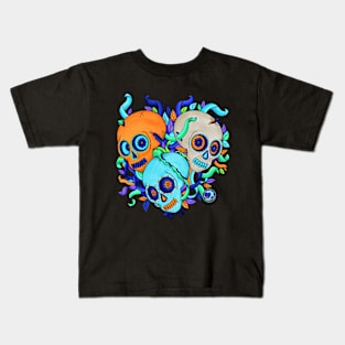 Skull Shaped Heart - Natures Colors - Día De Los Muertos - Skull Hearts Kids T-Shirt